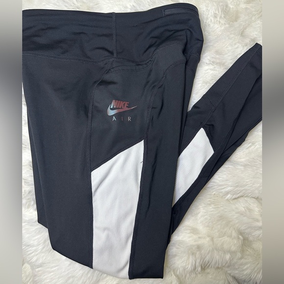 Nike Air Black and White Leggings - Picture 2 of 3